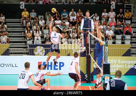 Zara, Croazia. 11th giugno, 2023. Tino Hanzic di Croazia durante il CEV Volleyball European Golden League 2023 gruppo B incontro tra Croazia e Ucraina al Kresimir Cosic Sports Hall di Zadar, Croazia, il 11 giugno 2023. Foto: Sime Zelic/PIXSELL Credit: Pixsell/Alamy Live News Foto Stock