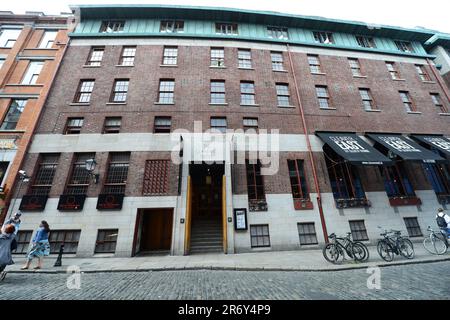 L'hotel Clarence su Wellington Quay a Dublino, Irlanda. Foto Stock