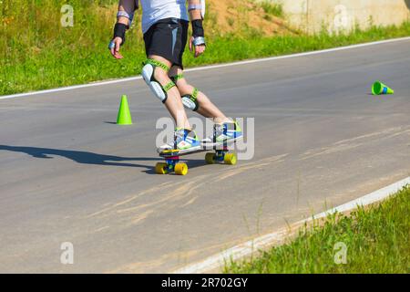 Concorso Longboard Slalom, Mosca, Russia Foto Stock