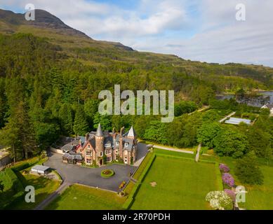 Vista aerea del Torridon Hotel a Ross and Cromarty, Highlands scozzesi, Scozia, Regno Unito Foto Stock