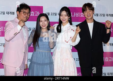 Seul, Corea del Sud. 9th giugno, 2023. (L-R) attori sudcoreani Ahn Jung-hoon, Song min-kyung, Hong Soo-ah e Sungmo (nome originale: Yoon Sung-mo), fotocellula per la conferenza stampa del film «The Butterfly Effect» a Seoul, Corea del Sud, il 9 giugno 2023. Il film si aprirà il 22 giugno. (Foto di Lee Young-ho/Sipa USA) Credit: Sipa USA/Alamy Live News Foto Stock