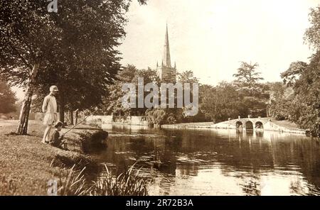 Una vista a 1933 del fiume Avon a Stratford. Foto Stock