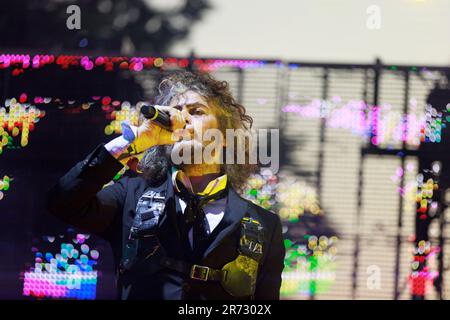 Bloomington, Stati Uniti. 10th giugno, 2023. Wayne Coyne della band Flaming Lips Rock suona durante il Granfalloon Festival 2023 a Bloomington, Indiana. Credit: SOPA Images Limited/Alamy Live News Foto Stock