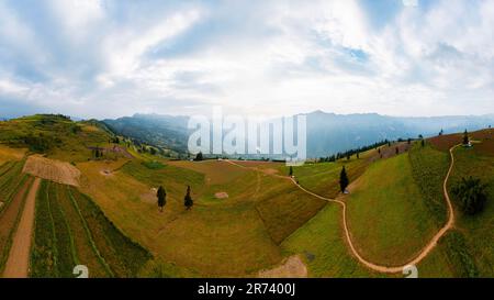 Vasta steppa nel distretto di Xin Man, provincia di ha Giang, Vietnam Foto Stock