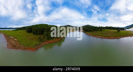 29 luglio 2022: Scena centrale del distretto di Dak MIL, provincia di Dak Nong, Vietnam Foto Stock