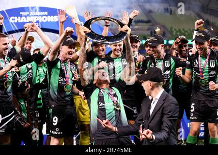 MELBOURNE, AUSTRALIA - 28 MAGGIO: I giocatori del Western United celebrano durante la partita di calcio Della A-League Grand Final tra il Melbourne City FC e il Western United all'AAMI Park il 28 maggio 2022 a Melbourne, Australia. Foto Stock