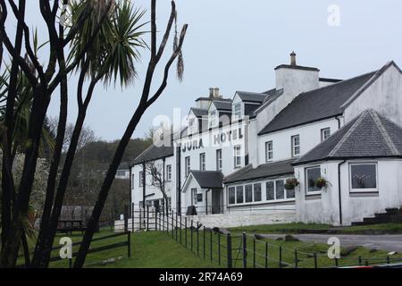 Il Jura Hotel a Craighouse, l'unico hotel sull'isola. Foto Stock