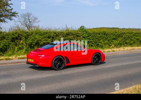 2014 Red Porsche 911 Carrera S-A, PDK Auto Coupe benzina 3436 cc auto; al Classic & Performance Motor Show alla Hoghton Tower; Supercar Showtime giugno 2023 Foto Stock