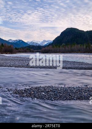 Vista di Lech vicino a Pinswang nella valle tirolese di Lech Foto Stock