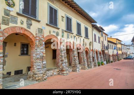 Italia, Toscana, provincia di Arezzo, Civitella in Val di Chiana, veduta dell'antico borgo Foto Stock