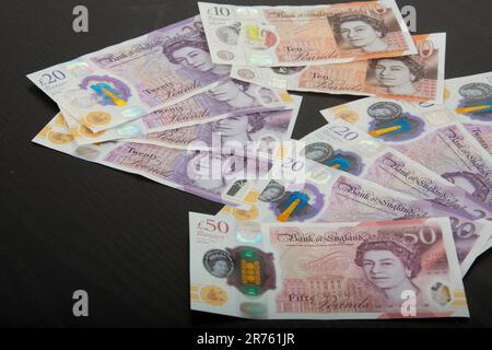 Banconote in sterline britanniche. Denaro £ 50 sterline contanti banconote del Regno Unito, Sterling, 10,20,50 Foto Stock