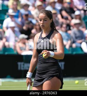 13th giugno 2023; Nottingham Tennis Centre, Nottingham, Inghilterra: Rothesay Nottingham Open, giorno 2; Jodie Burrage (GBR) contro Tereza Martincova (CZE) Credit: Action Plus Sports Images/Alamy Live News Foto Stock