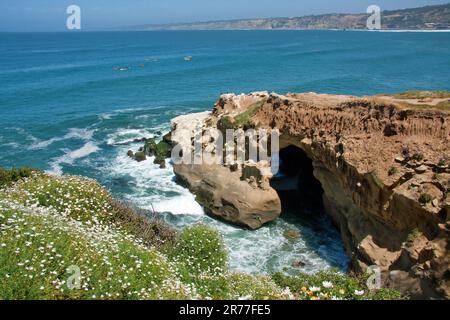 Vista di La Jolla grotte, California Foto Stock