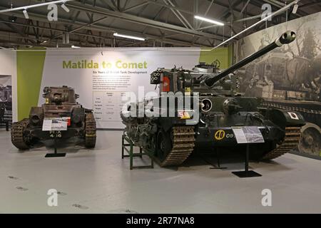 WW2 British Matilda i A11 e Comet i A34, The Tank Museum, Bovington Camp, Dorchester, Dorset, Inghilterra, Gran Bretagna, Regno Unito, Regno Unito, Europa Foto Stock