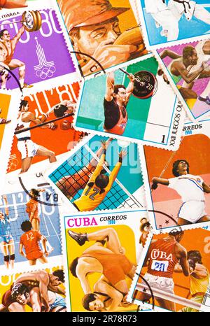 CUBA - CIRCA 1980: La stampa ha stampato a CUBA, alcuni marchi dedicati ai Giochi Olimpici di Mosca 1980 Foto Stock