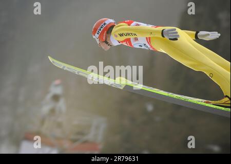 Michael Uhrmann Aktion Skispringen Welt Cup Teamspringen a Willingen 7,2.2010. Foto Stock