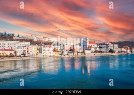 Passau città vecchia in inverno Foto Stock