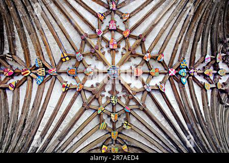 La Cattedrale di Canterbury, guardando verso il valico, a sud-est dell' Inghilterra, amministrative contea del Kent, England, Regno Unito Foto Stock