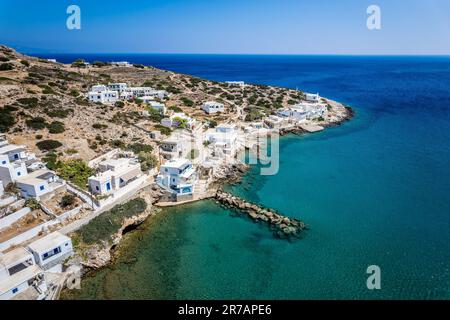Una bella vista dell'isola di Sikinos dall'alto, Grecia Foto Stock