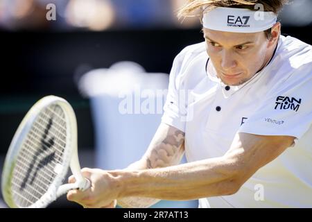 ROSMALEN - Alexander Bublik (KAZ) in azione contro Jannik Sinner (ITA) il terzo giorno del torneo di tennis Libema Open a Rosmalen. LEVIGATRICE ANP KONING olanda fuori - belgio fuori Foto Stock