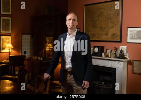 Will Palin, figlio del comico Monty Python e dell'esploratore Michael Palin, fotografò a casa sua sull'isola di Sheppey, Essex, Inghilterra, Regno Unito Foto Stock