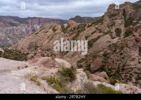 Scenario aspro nel canyon di Atuel vicino a San Rafael, provincia di Mendoza, Argentina. Foto Stock