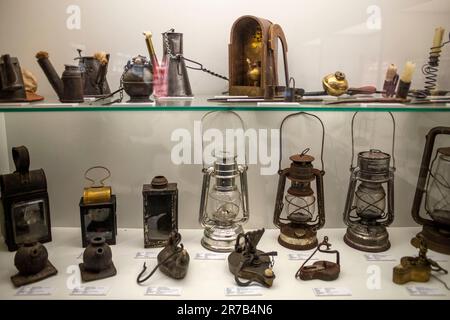 Museo minerario di Utrillas e Parco a tema ferroviario, Utrillas, Cuenca Mineras, Teruel, Aragona, Spagna. Santa Bárbara Beh, qui si può osservare e sottostare Foto Stock