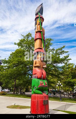 Il Knowledge Totem al British Columbia Legislature Building a Victoria Foto Stock