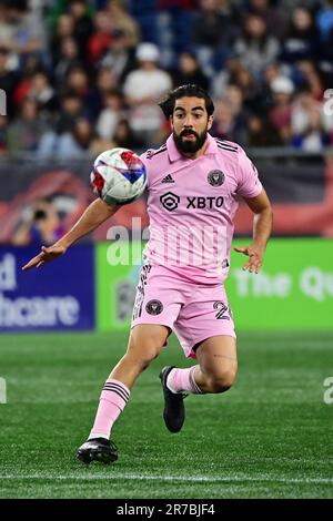 10 giugno 2023; il centrocampista dell'Inter Miami Rodolfo Pizarro (20) insegue la palla durante il secondo tempo contro la Rivoluzione del New England a Foxborough, Massachusetts. Eric Canha/CSM Foto Stock