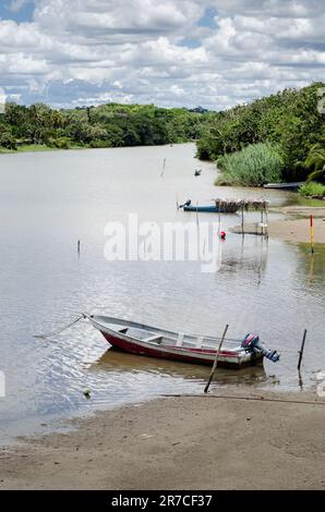 Indio River è tra le opzioni per garantire il funzionamento del canale in un contesto di crescente domanda di acqua derivante dall'espansione del canale, dalla crescita della popolazione e dalla variabilità delle precipitazioni, Foto Stock