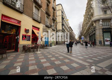 MADRID, SPAGNA - CIRCA GENNAIO 2020: Vista a livello stradale di Madrid. Foto Stock