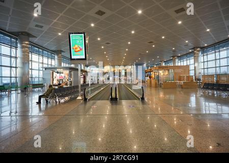 MADRID, SPAGNA - CIRCA GENNAIO, 2020: Interior shot di Madrid-Barajas aeroporto, il principale aeroporto di Madrid. Foto Stock