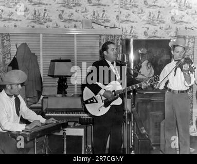 Texas, c 1950 Musica country e swing star occidentale Bob Wills e i suoi Texas Playboys. Foto Stock