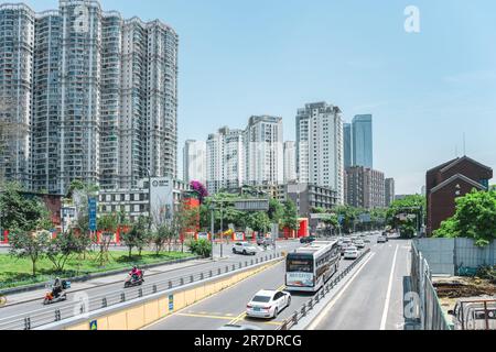 Giornata di sole vicino al Ponte di Lang a Chengdu. Foto Stock