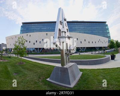 Olathe, Kansas - 13 giugno 2023: Vista fisheye della contea di Johnson, KS Courthouse Foto Stock