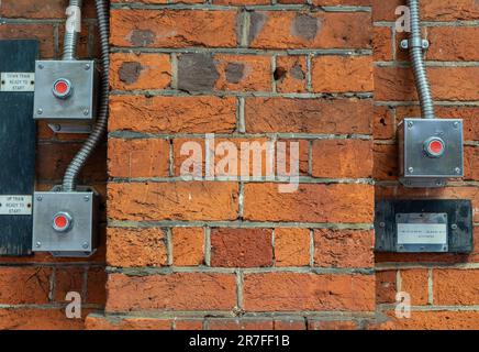 Scatole di segnale a Salisbury stazione ferroviaria, Wiltshire, Inghilterra, Regno Unito Foto Stock