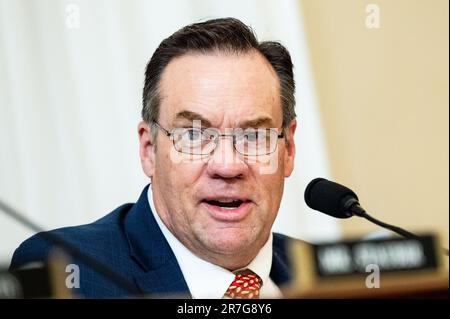 Washington, Stati Uniti. 15th giugno, 2023. STATI UNITI Il rappresentante Russ Fulcher (R-ID) che parla a un'audizione della House Natural Resources Committee al Campidoglio degli Stati Uniti. Credit: SOPA Images Limited/Alamy Live News Foto Stock