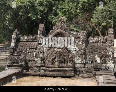 Neak Pean Royal Reservoir, Siem Reap Province, Angkor's Temple Complex Sito Patrimonio dell'Umanità dall'UNESCO nel 1192, costruito dal re Jayavarman V. Foto Stock