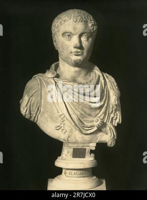 Antica statua in busto di marmo dell'imperatore romano Elagabalo o Heliogabalo, Museo Capitolino, Italia 1900s Foto Stock