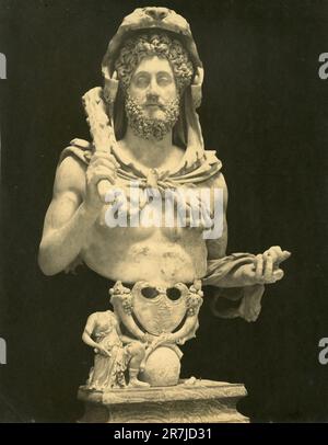 Antica statua in busto di marmo dell'imperatore romano Commodus, Italia 1900s Foto Stock