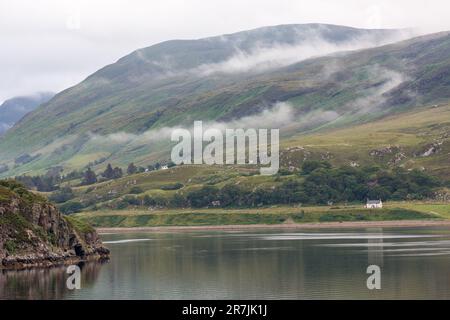Rising Mist in the Mountains Around Loch Broom, Ullapool,Ross and Cromarty,Scotland, United Kingdom, Great Britain Foto Stock