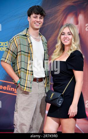 Lukas Leonhardt und Dalia Mya Schmidt-Foß bei der Premiere des Kinofilms 'No Hard Feelings' im Zoo Palast. Berlino, 15.06.2023 Foto Stock