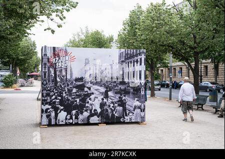 12.06.2023, Berlino, Germania, Europa - una mostra all'aperto e un evento commemorativo in occasione del 70th° anniversario della rivolta popolare del 17 giugno 1953. Foto Stock