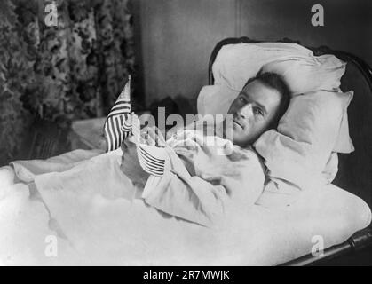 Privato G. Moraito, di Rochester, New York, Stati Uniti, in South African Hut Hospital, Richmond Park, Londra, Inghilterra, Regno Unito, American National Red Cross Photograph Collection, settembre 1918 Foto Stock