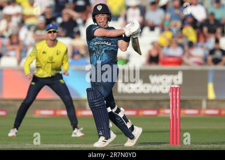 Harry è venuto del Derbyshire nell'azione batting durante la partita di Blast di Vitality T20 fra i Falcons di Durham vs Derbyshire al Riverside unico di Seat, Chester le Street venerdì 16th giugno 2023. (Foto: Robert Smith | NOTIZIE MI) Credit: NOTIZIE MI & Sport /Alamy Live News Foto Stock