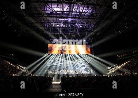 Hans Zimmer si esibisce all'AO Arena Manchester venerdì 16th giugno 2023 Foto Stock