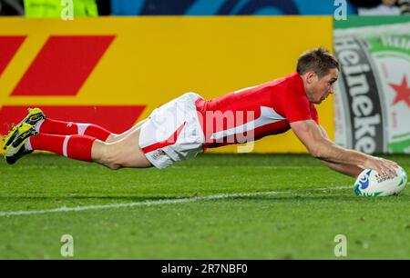 Wales Shane Williams segna una prova contro l'Australia durante la finale di bronzo della Coppa del mondo di Rugby 2011, Eden Park, Auckland, Nuova Zelanda, Venerdì, Ottobre 21, 2011. Foto Stock