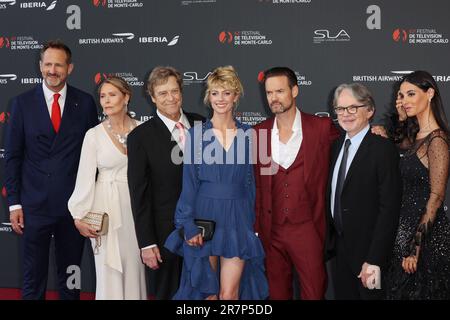 Monaco, Monaco. 17th giugno, 2023. Membri della giuria di fiction Marcus Ammon, Camilla Rydbacken, John Goodman, Sara Mortensen, Shane West, Frank Spotnitz e Francesca Chillemi durante il tappeto rosso di apertura durante il 62nd° Festival TV di Monte Carlo il 16 giugno 2023 a Monte-Carlo, Monaco.picture & copyright © Thierry CARPICO/ATP images (CARPICO Thierry/ATP/SPP) Credit: SPP Sport Press Photo. /Alamy Live News Foto Stock