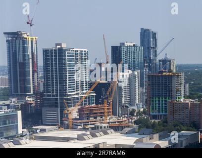 Austin, Stati Uniti . 15th giugno, 2023. Lo skyline di Rainey Street ad Austin, Texas, il 16 giugno 2023. (Foto di: Stephanie Tacy/SIPA USA) Credit: Sipa USA/Alamy Live News Foto Stock