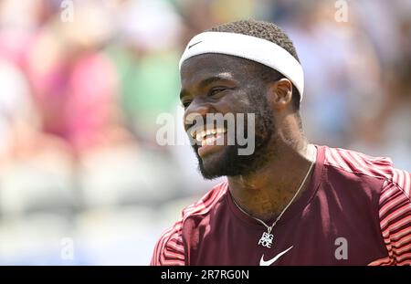 Stoccarda, Germania. 17th giugno, 2023. Tennis: ATP Tour - Stuttgart, Singles, Men, Semifinali. Tiafoe (USA) - Fucsovics (Ungheria). Frances Tiafoe reagisce. Credit: Marijan Murat/dpa/Alamy Live News Foto Stock